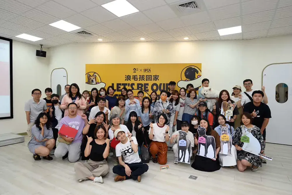 D8845cb6 Ebef 457b Bb0a A64762db28a5